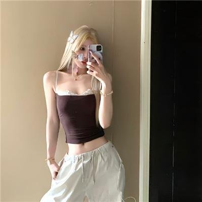 怪笑少女